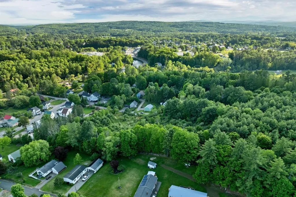 3 Edwards Street Tilton NH 03276