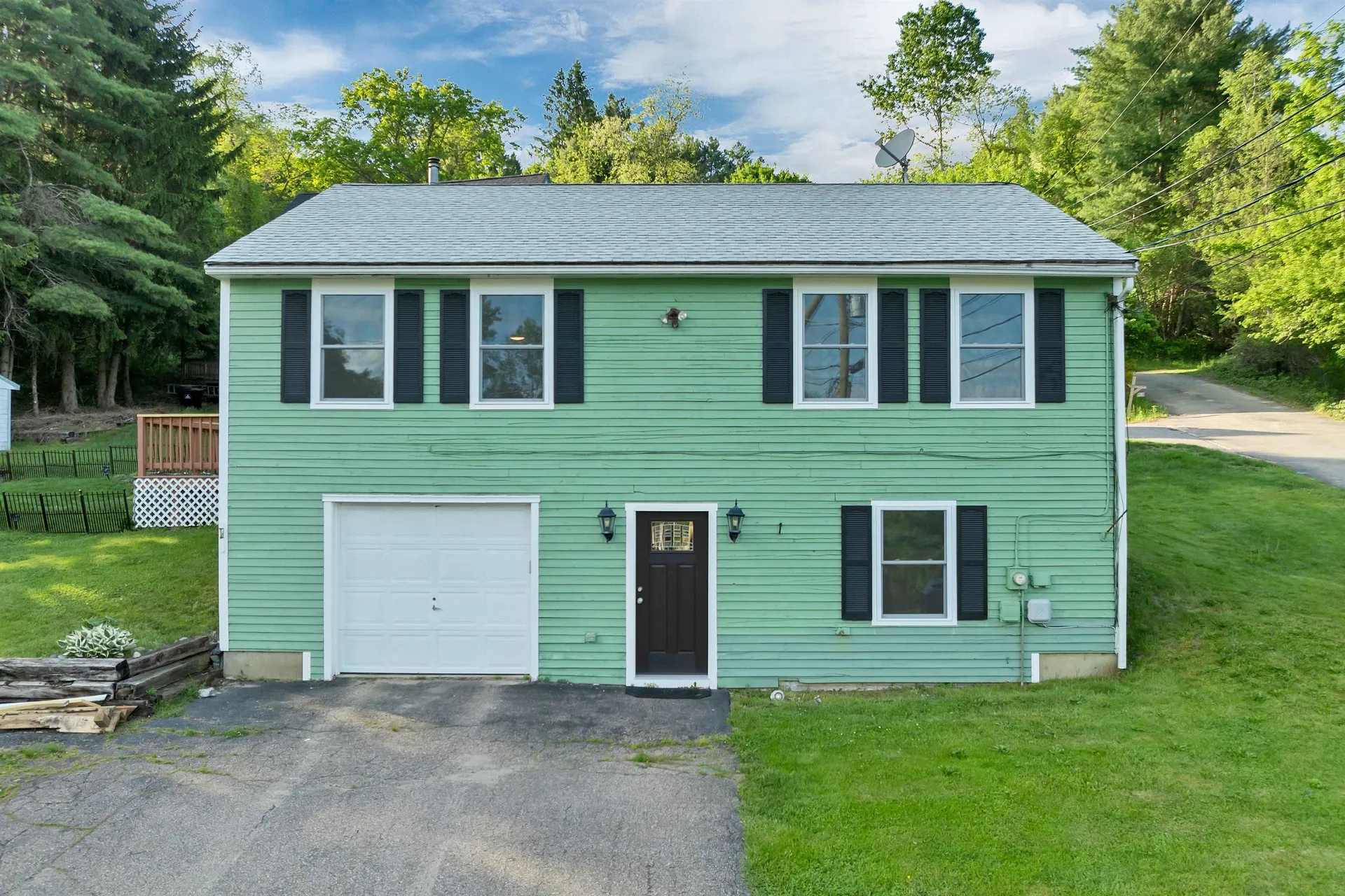 3 Edwards Street Tilton NH 03276