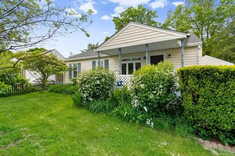54 Birch Court Burlington VT 05408