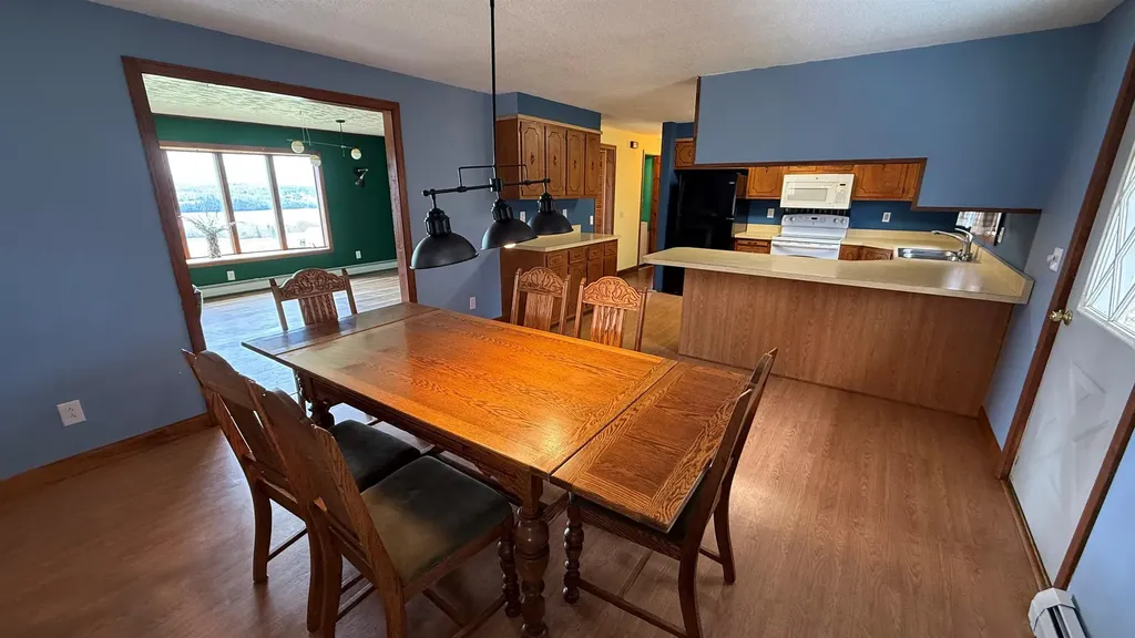 283,318,319,320 Lacross Lane Westmore VT 05860