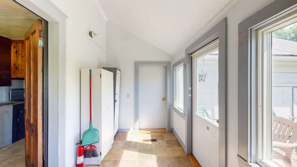 1703 Crown Point Road Bridport VT 05734