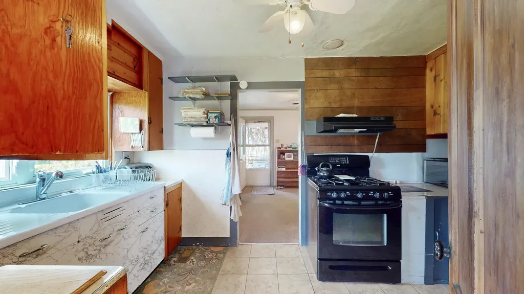 1703 Crown Point Road Bridport VT 05734