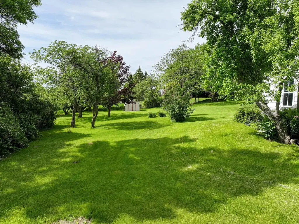 1703 Crown Point Road Bridport VT 05734