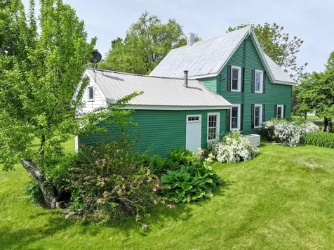 1703 Crown Point Road Bridport VT 05734