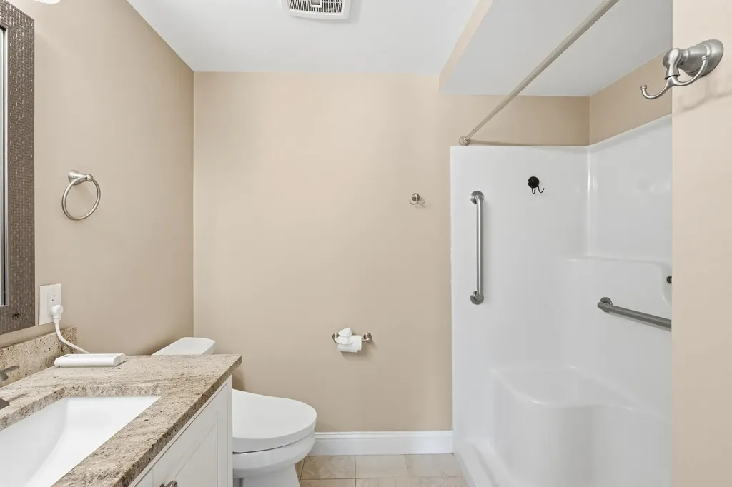 4 South Grater Road Merrimack NH 03054