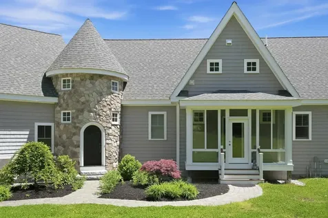 4 South Grater Road Merrimack NH 03054