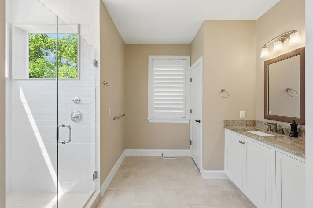 4 South Grater Road Merrimack NH 03054
