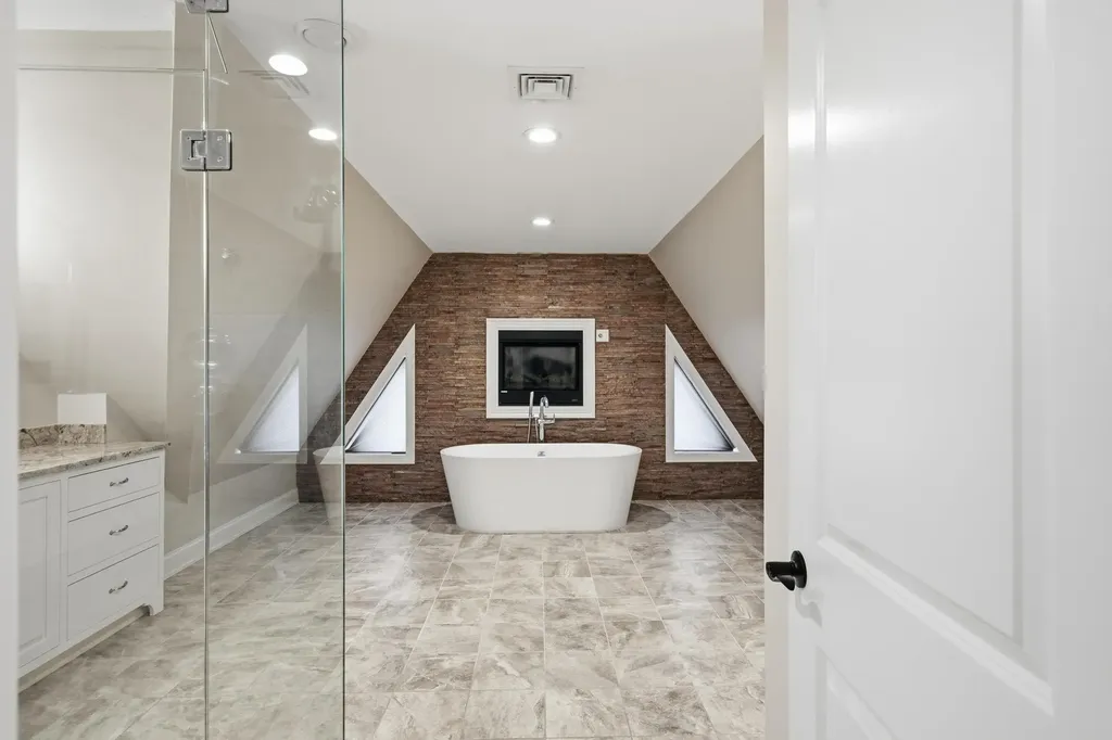 4 South Grater Road Merrimack NH 03054