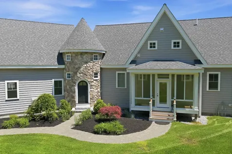 4 South Grater Road Merrimack NH 03054