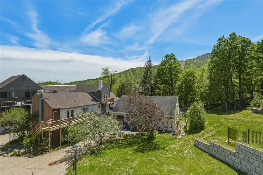 205 Mountainside Drive Warren VT 05674