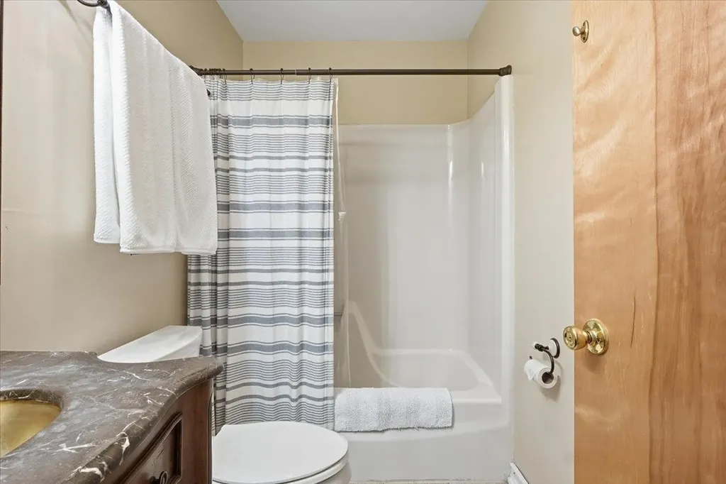 205 Mountainside Drive Warren VT 05674