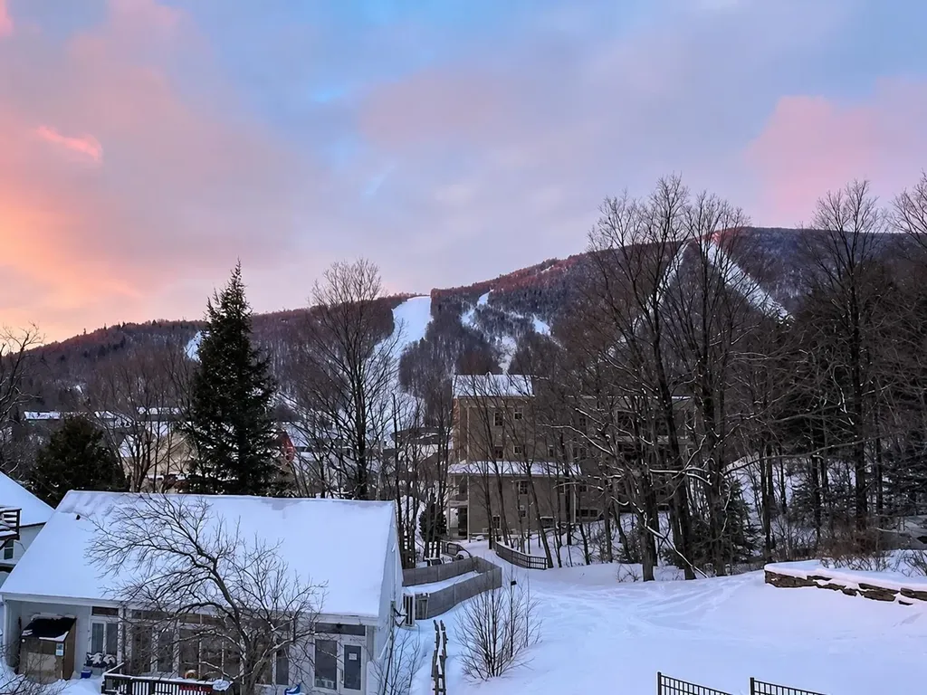 205 Mountainside Drive Warren VT 05674