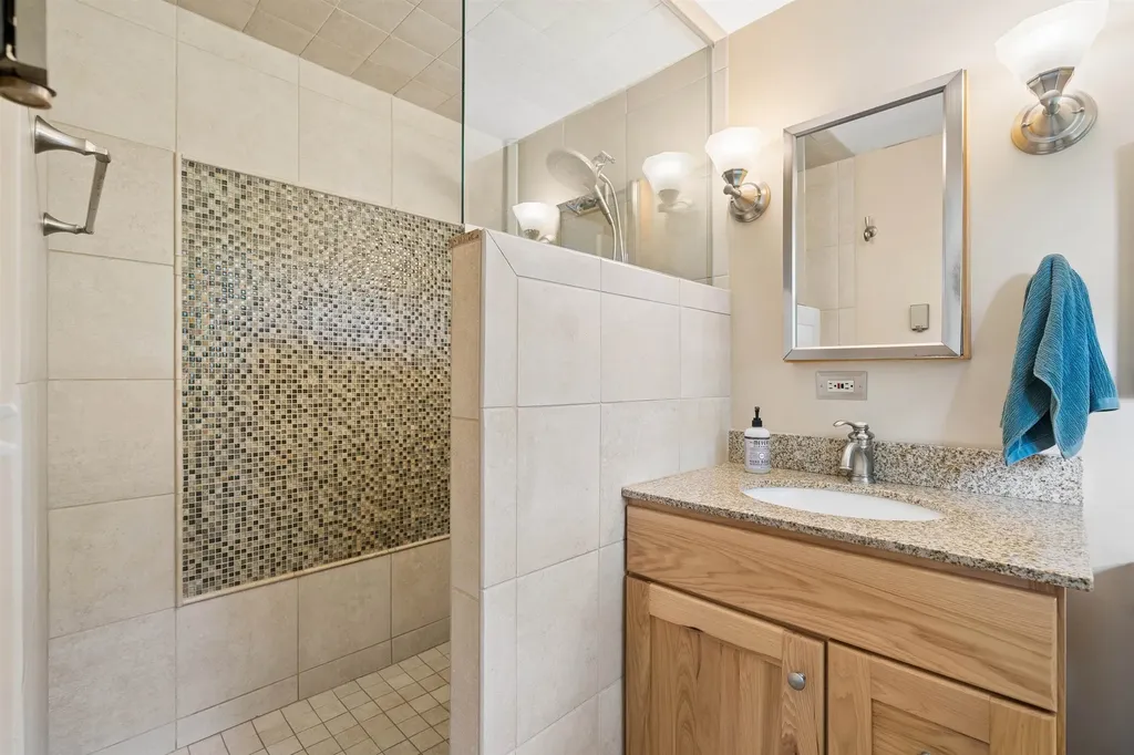 26 Gilson Road Lebanon NH 03784