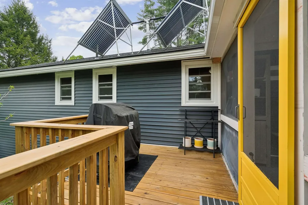 26 Gilson Road Lebanon NH 03784