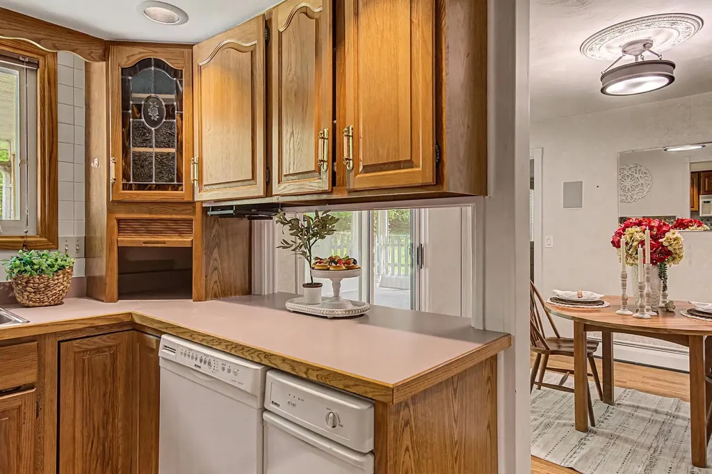 45 Orchard Terrace Winooski VT 05404