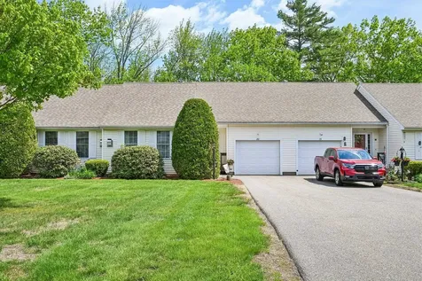 6 Patriot Drive Hampstead NH 03826