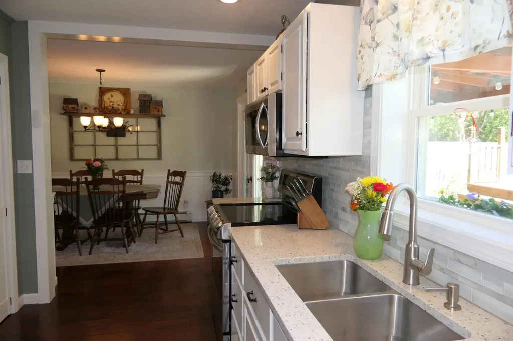 27 Thorpe Avenue Extension St. Albans Town VT 05478