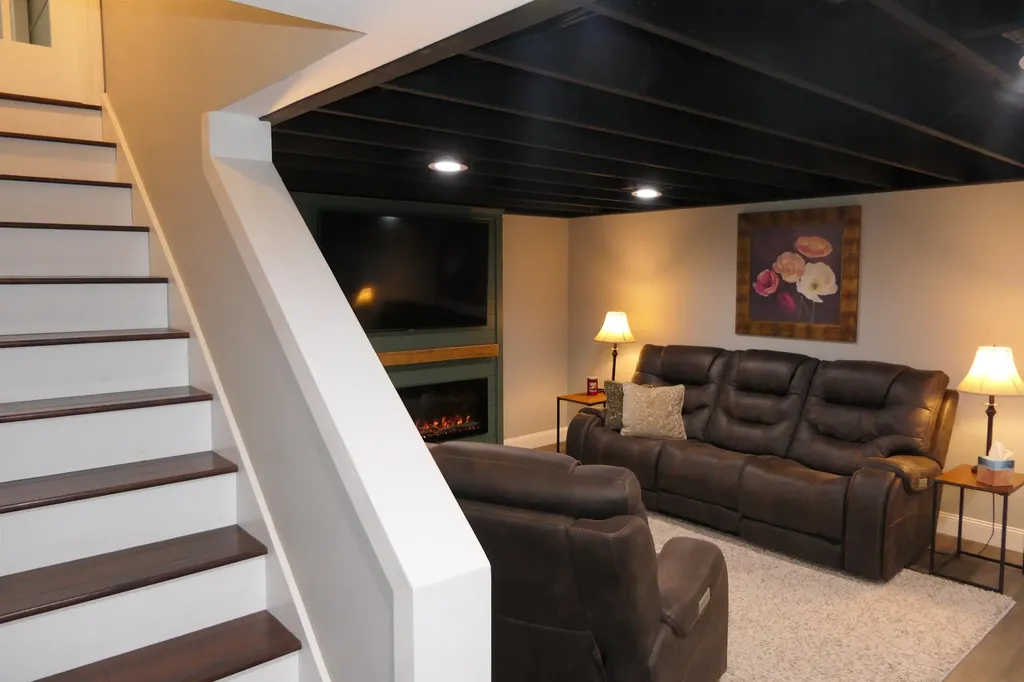 27 Thorpe Avenue Extension St. Albans Town VT 05478