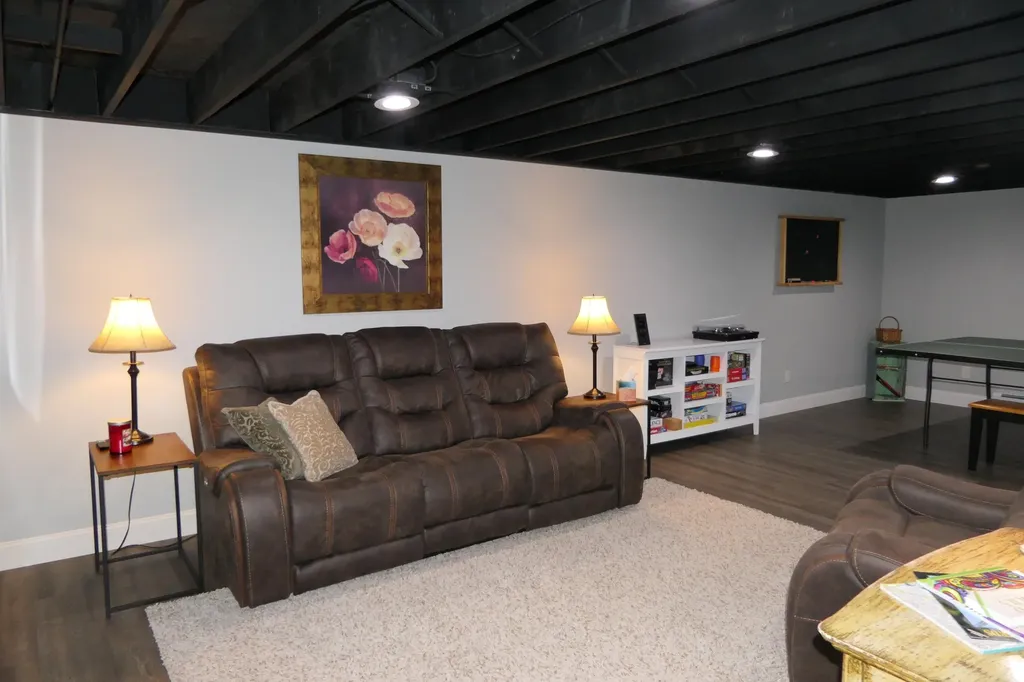 27 Thorpe Avenue Extension St. Albans Town VT 05478