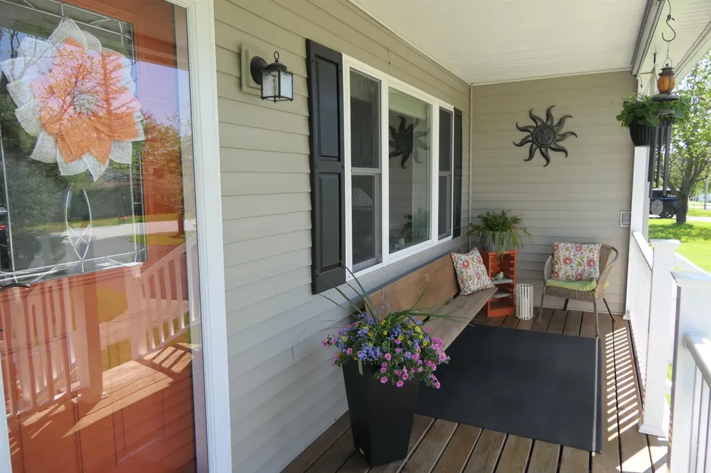 27 Thorpe Avenue Extension St. Albans Town VT 05478