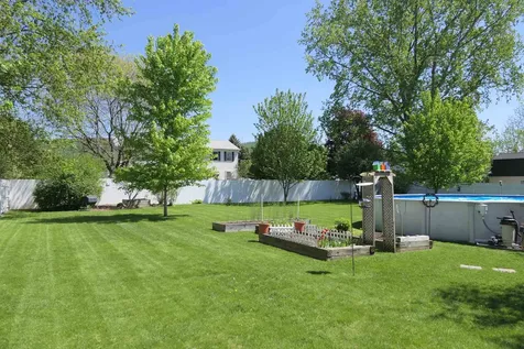 27 Thorpe Avenue Extension St. Albans Town VT 05478