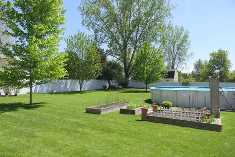 27 Thorpe Avenue Extension St. Albans Town VT 05478