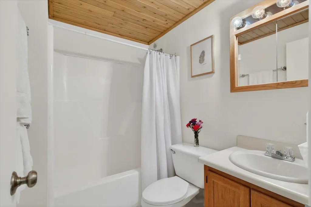 695 East Mountain Road Killington VT 05751