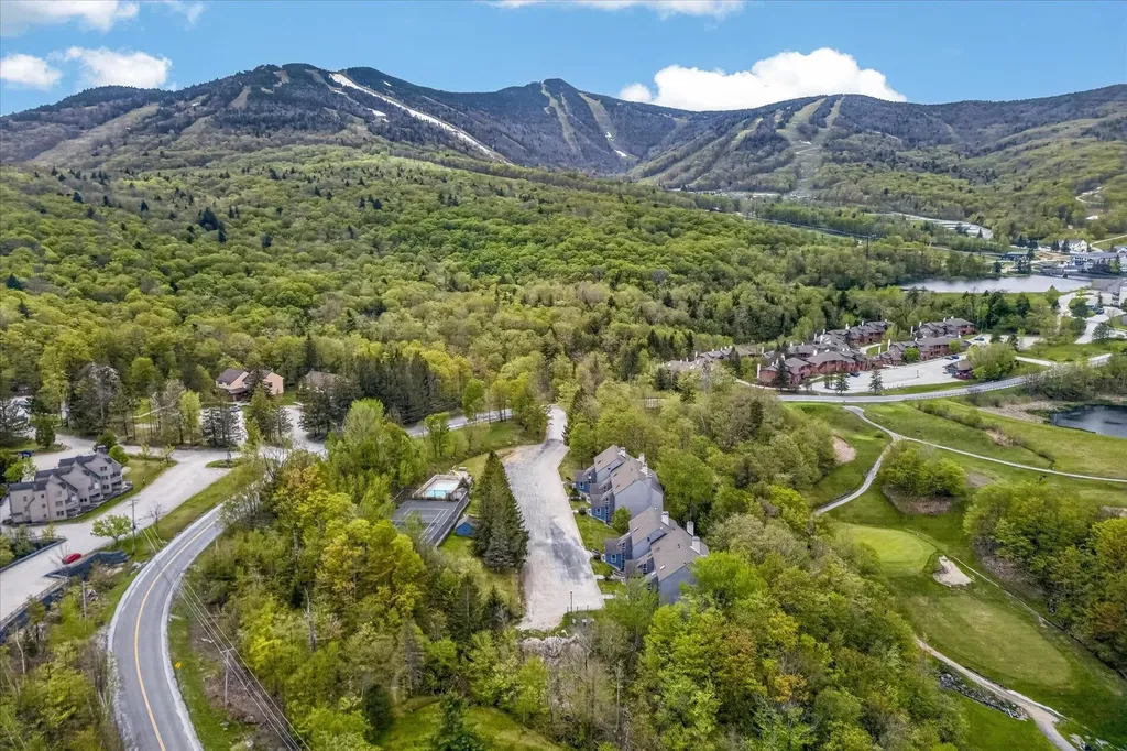 695 East Mountain Road Killington VT 05751