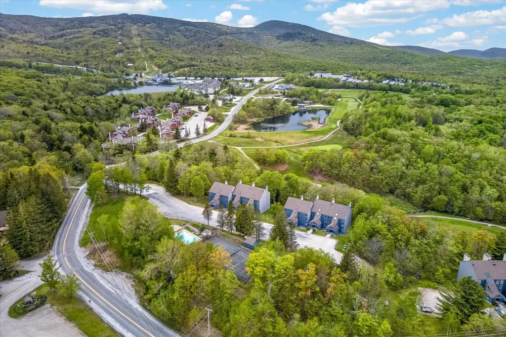 695 East Mountain Road Killington VT 05751