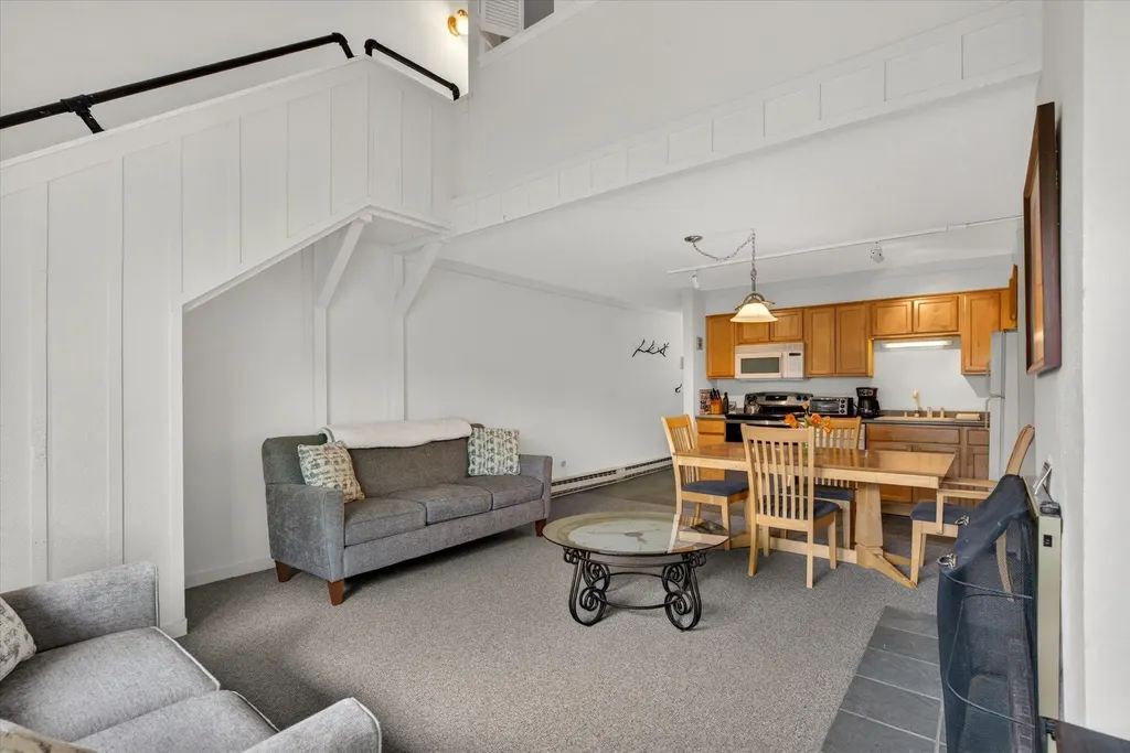 695 East Mountain Road Killington VT 05751