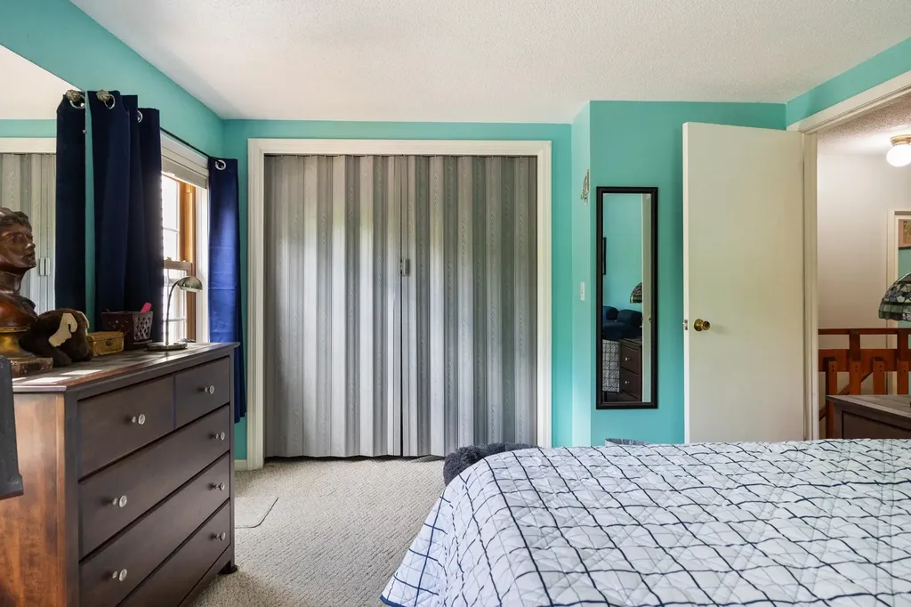 132 Whispering Pines Colchester VT 05446