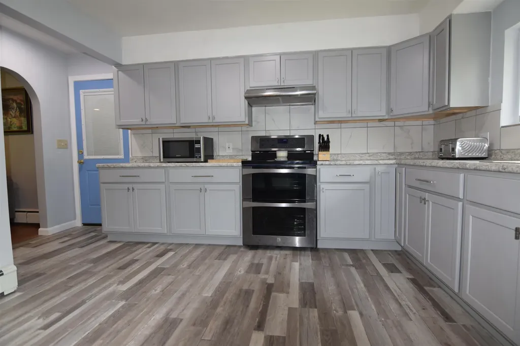 9 Wildwood Avenue Claremont NH 03743