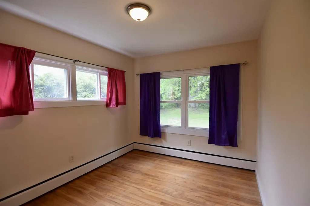 9 Wildwood Avenue Claremont NH 03743