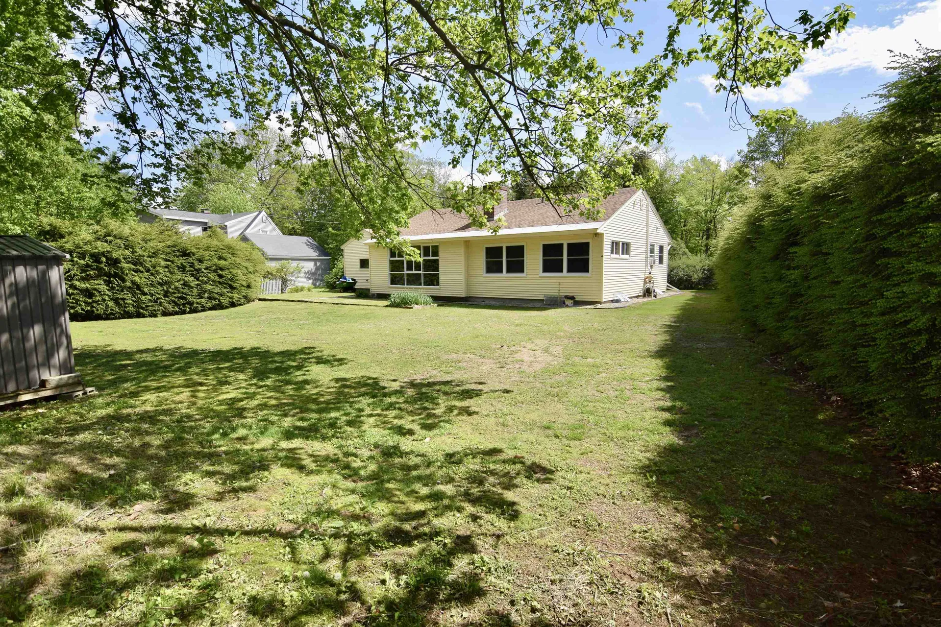 9 Wildwood Avenue Claremont NH 03743
