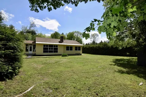 9 Wildwood Avenue Claremont NH 03743