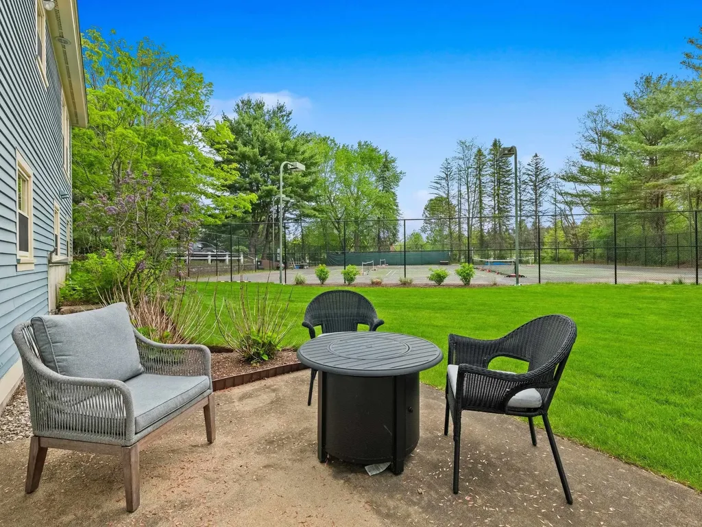 6 Augusta National Drive Bedford NH 03110