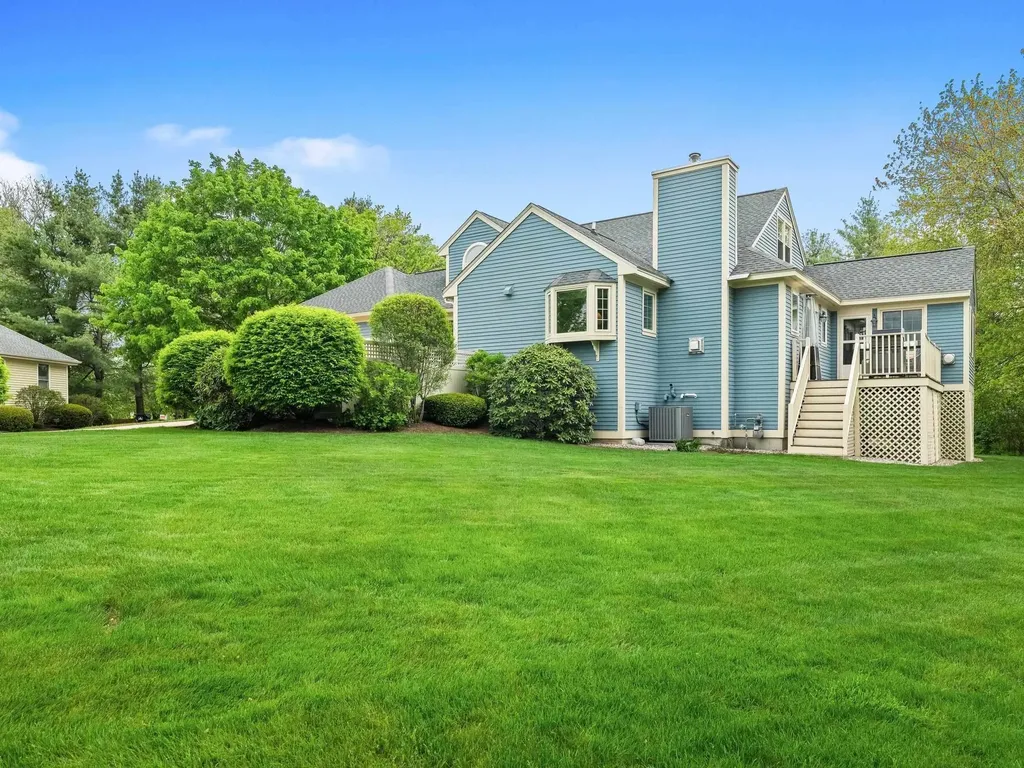 6 Augusta National Drive Bedford NH 03110