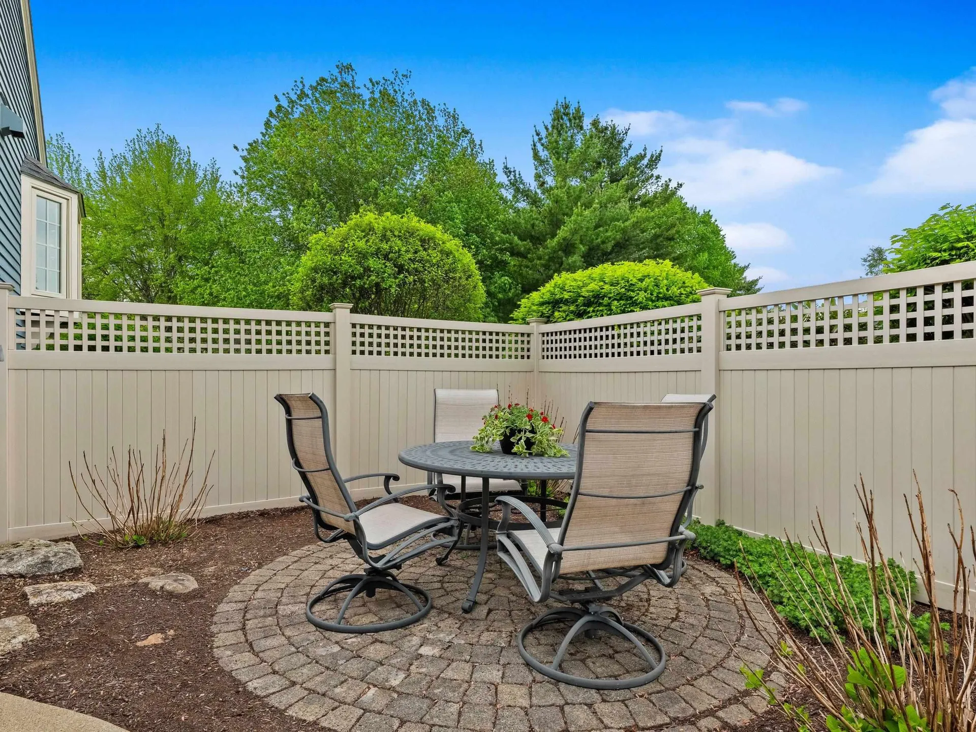 6 Augusta National Drive Bedford NH 03110