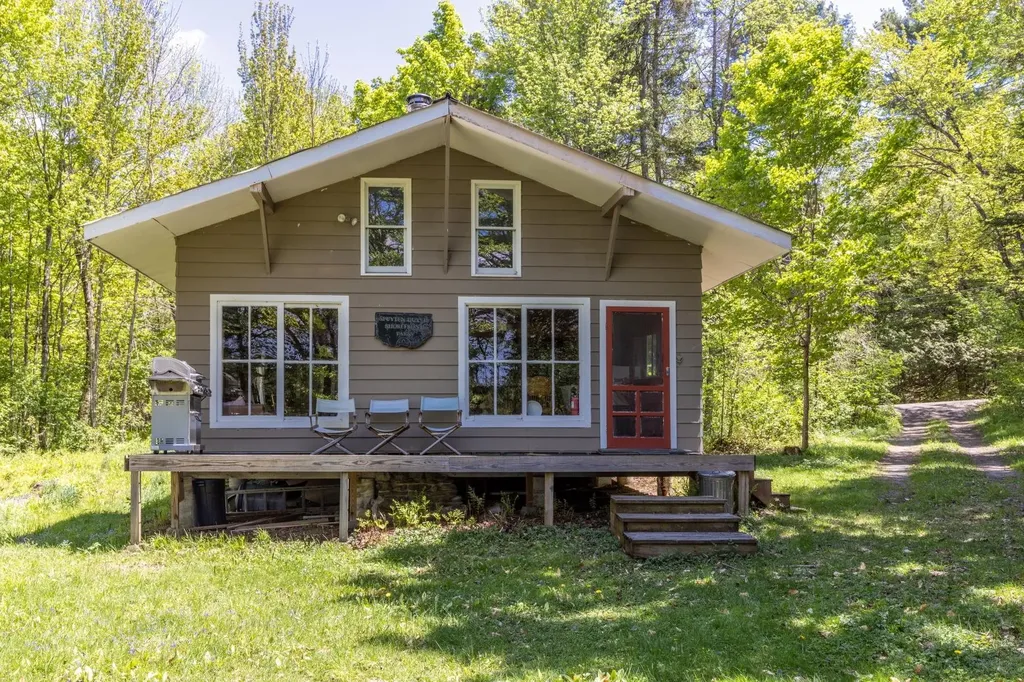 333 Backshore Drive Eden VT 05653