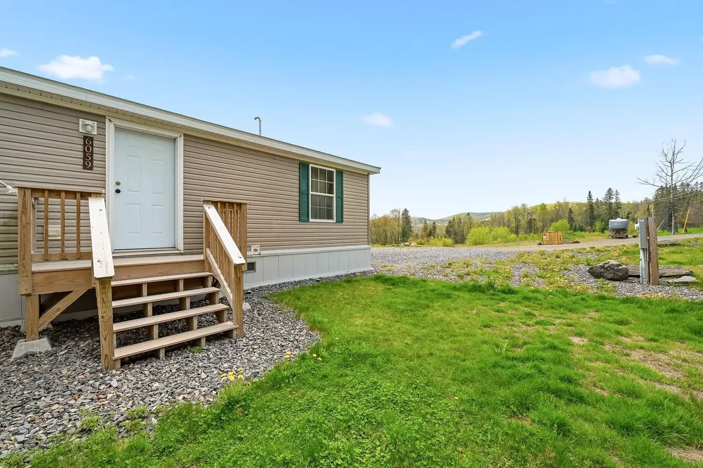 1174 Vt Route 102 Canaan VT 05903