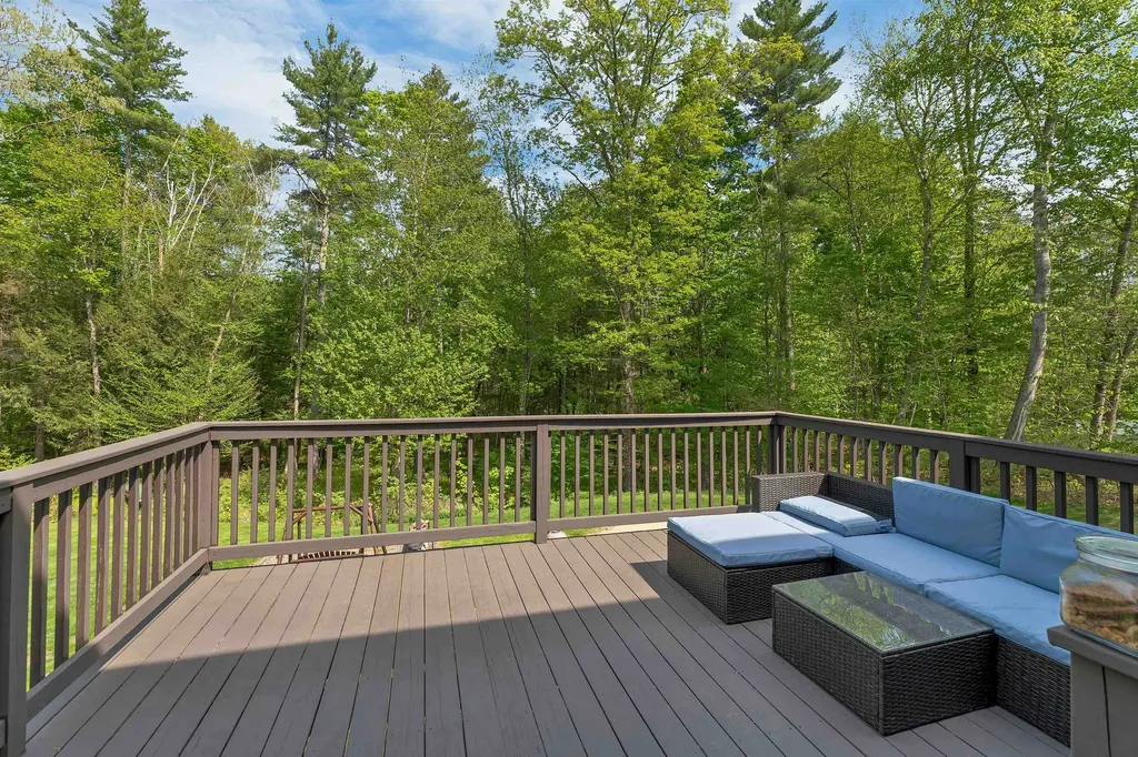 7 Cortland Drive Epping NH 03042