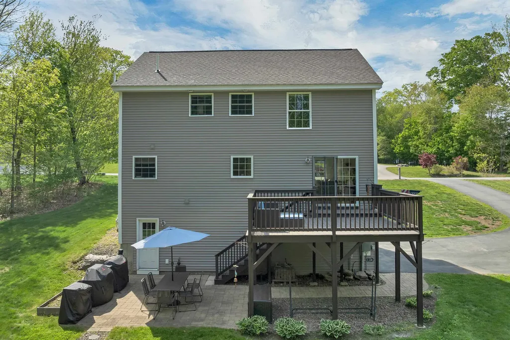 7 Cortland Drive Epping NH 03042