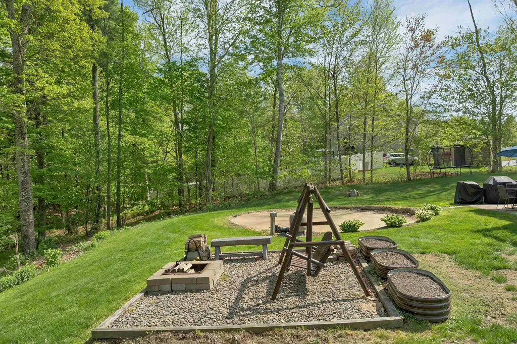 7 Cortland Drive Epping NH 03042