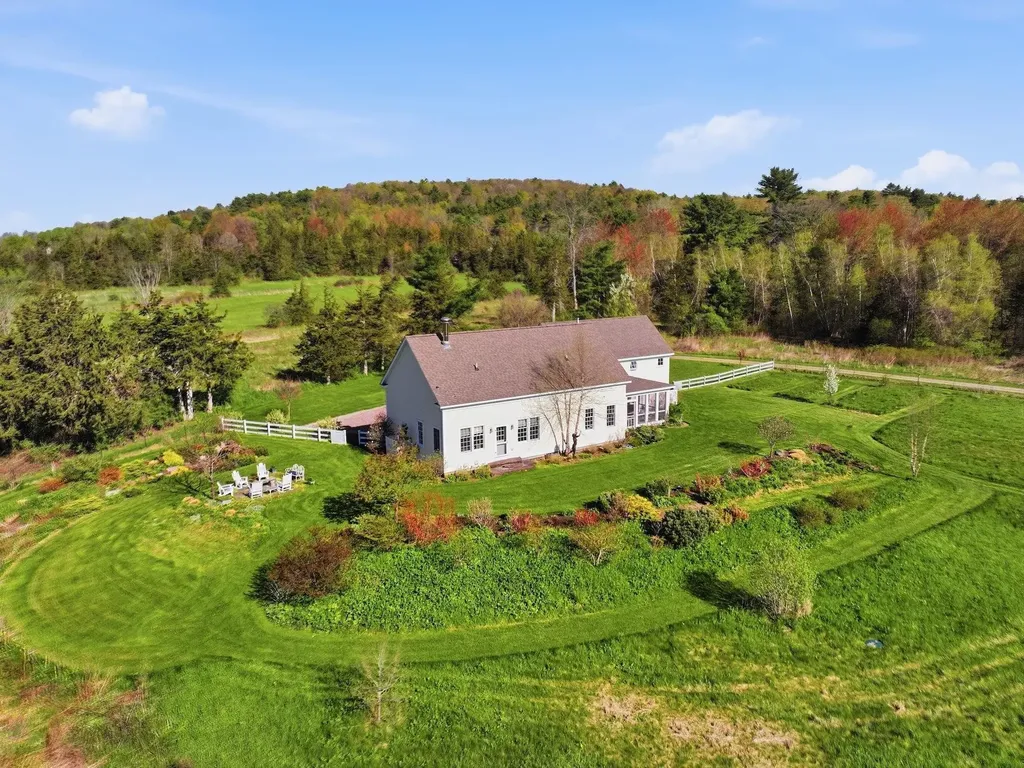 235 Primrose Lane Ferrisburgh VT 05456