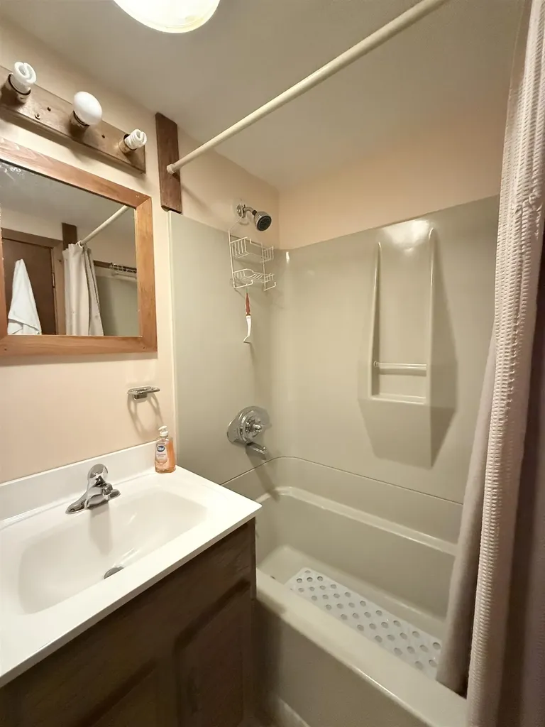 35 Andover Street Ludlow VT 05149