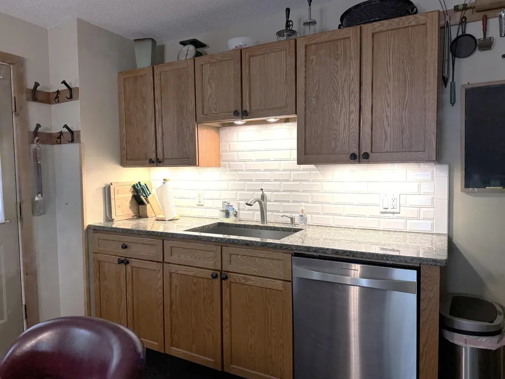 35 Andover Street Ludlow VT 05149