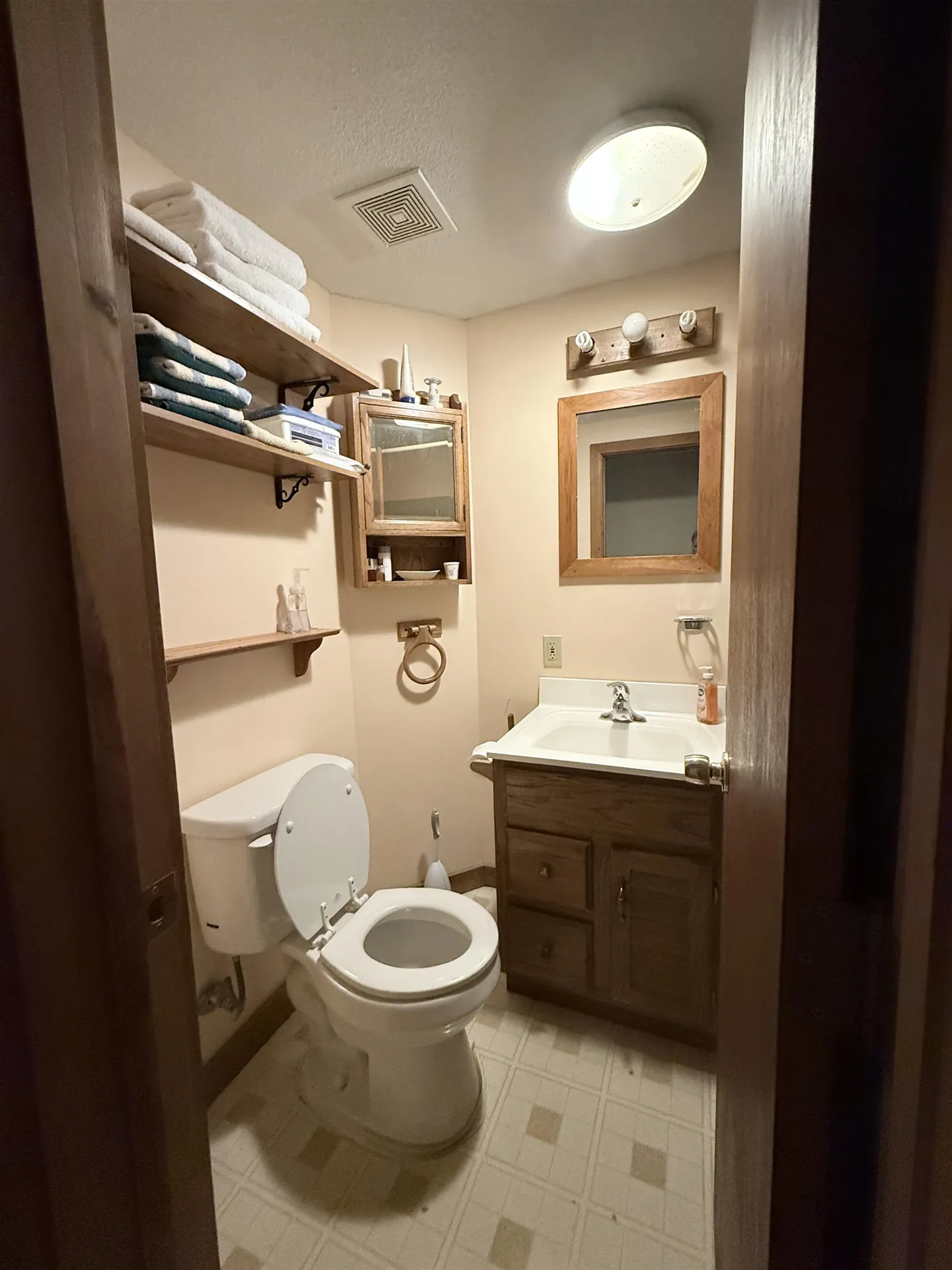 35 Andover Street Ludlow VT 05149