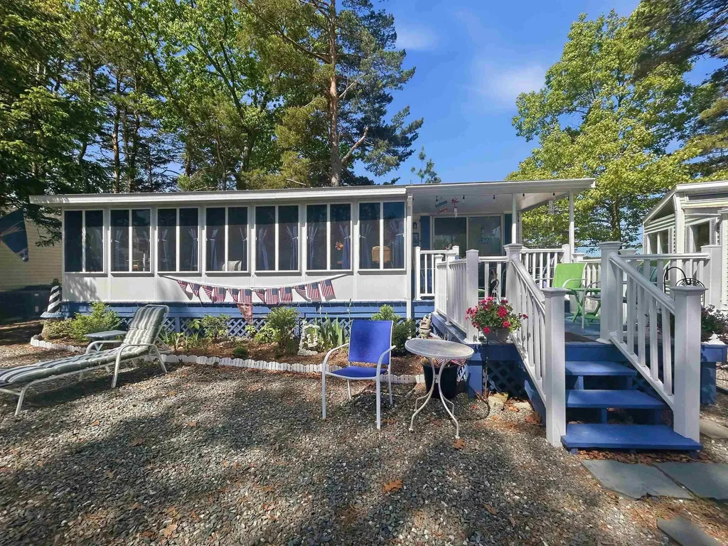 308 State Route 286 Seabrook NH 03874