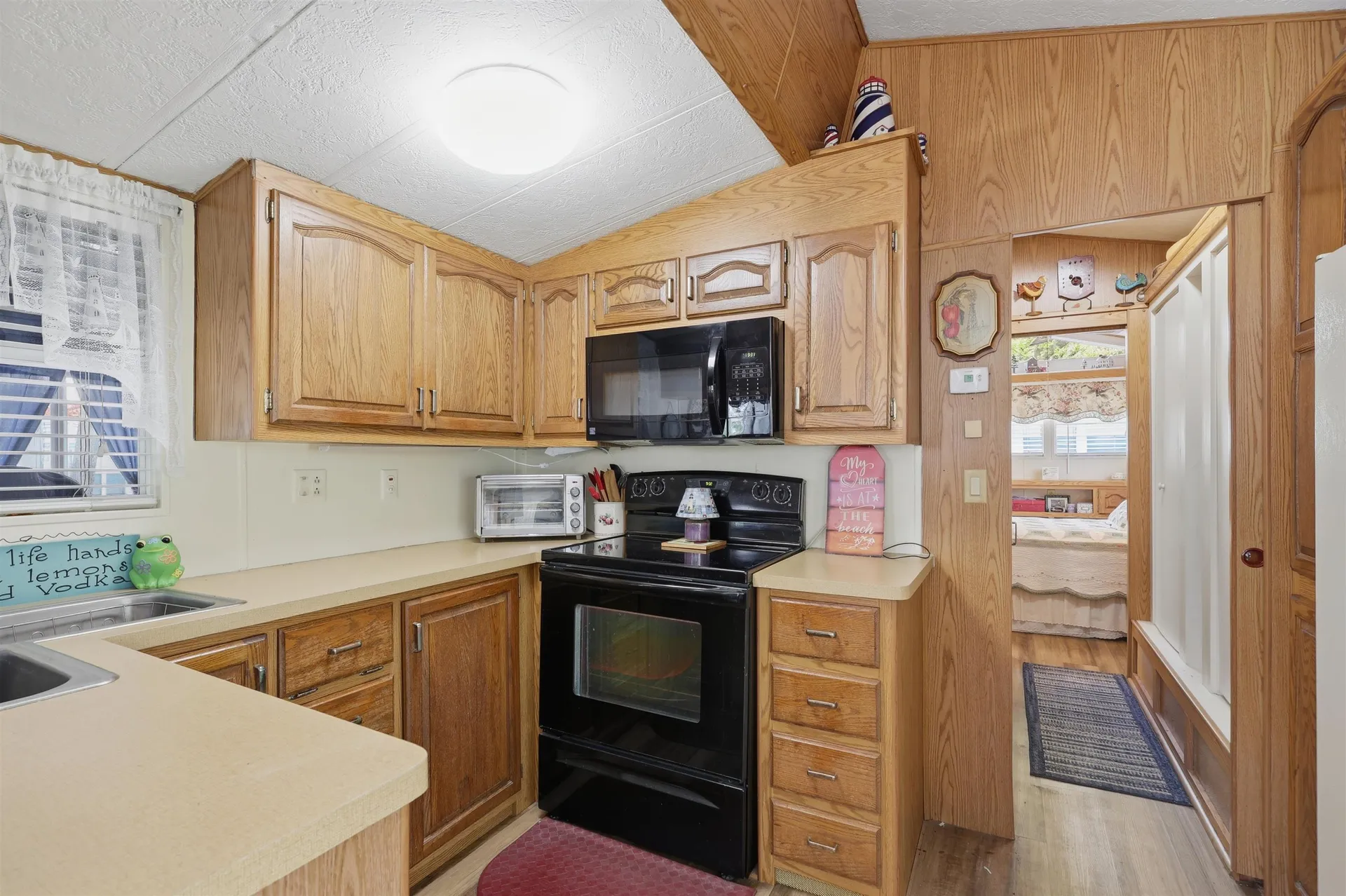 308 State Route 286 Seabrook NH 03874