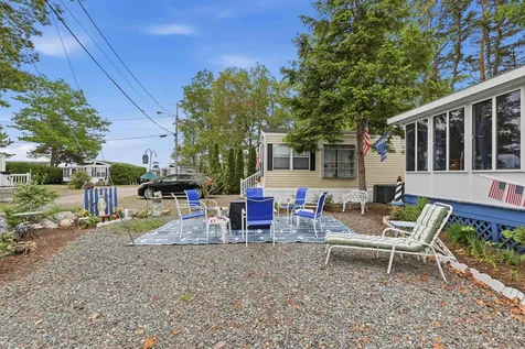 308 State Route 286 Seabrook NH 03874